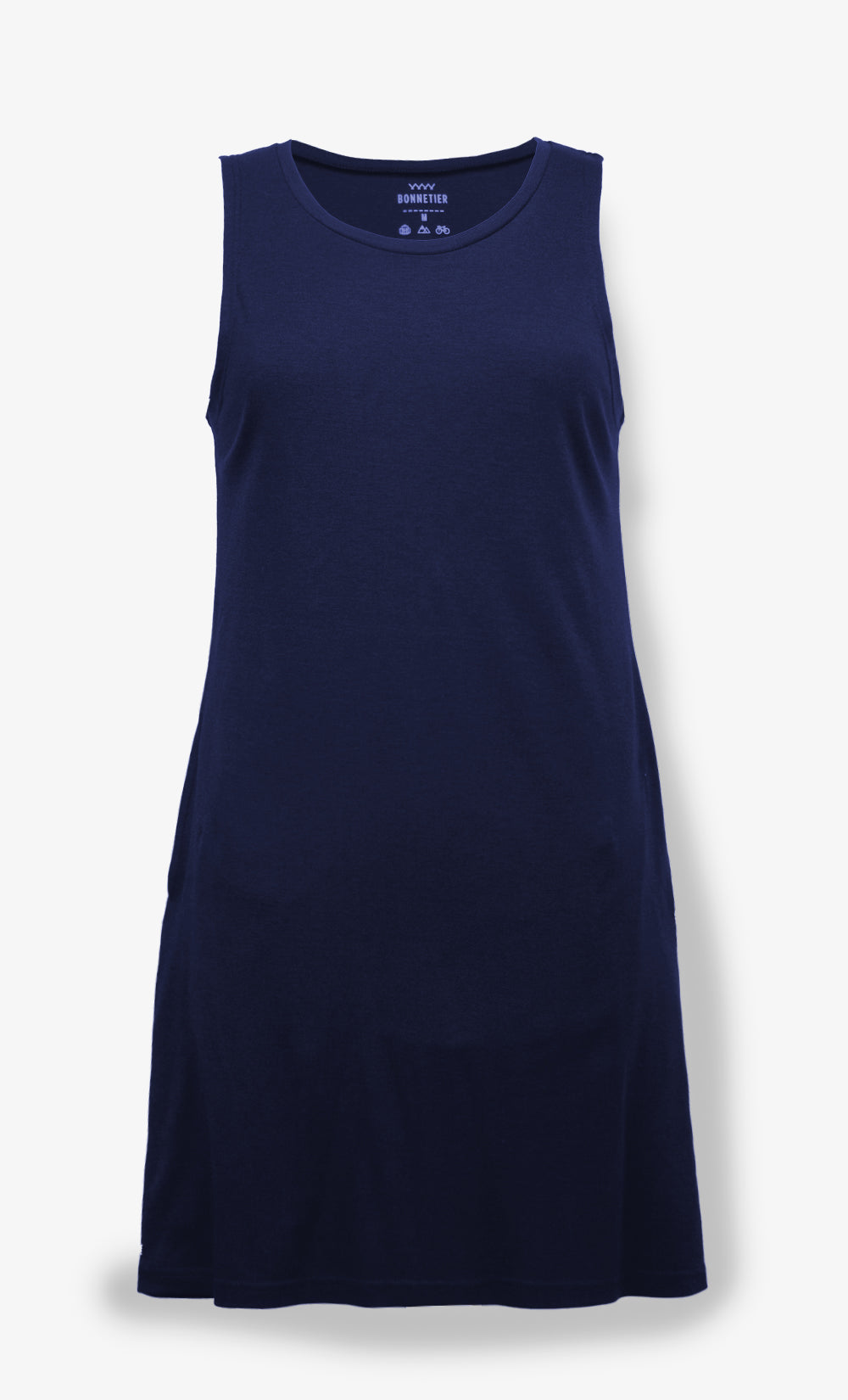 Robe femme sans manches marine en tissu Tencel fluide et léger fabriquée au Canada